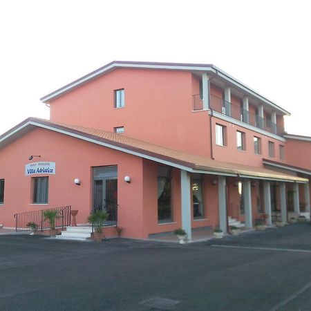 Hotel Villa Adriatica Portocannone Exterior photo