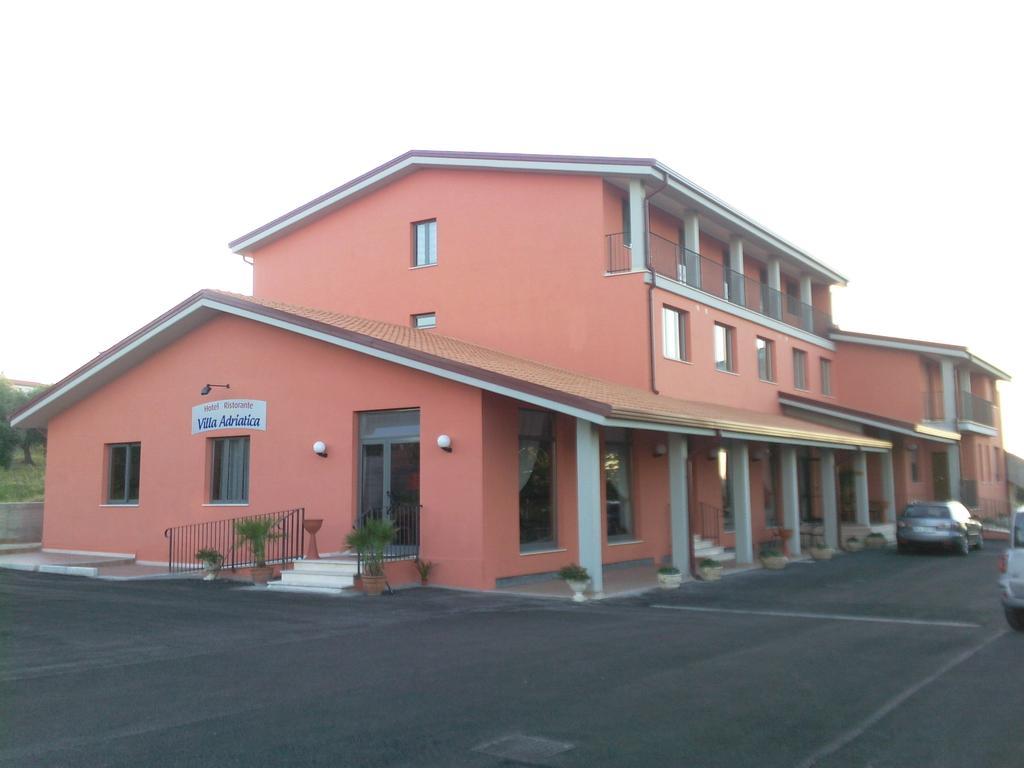 Hotel Villa Adriatica Portocannone Exterior photo